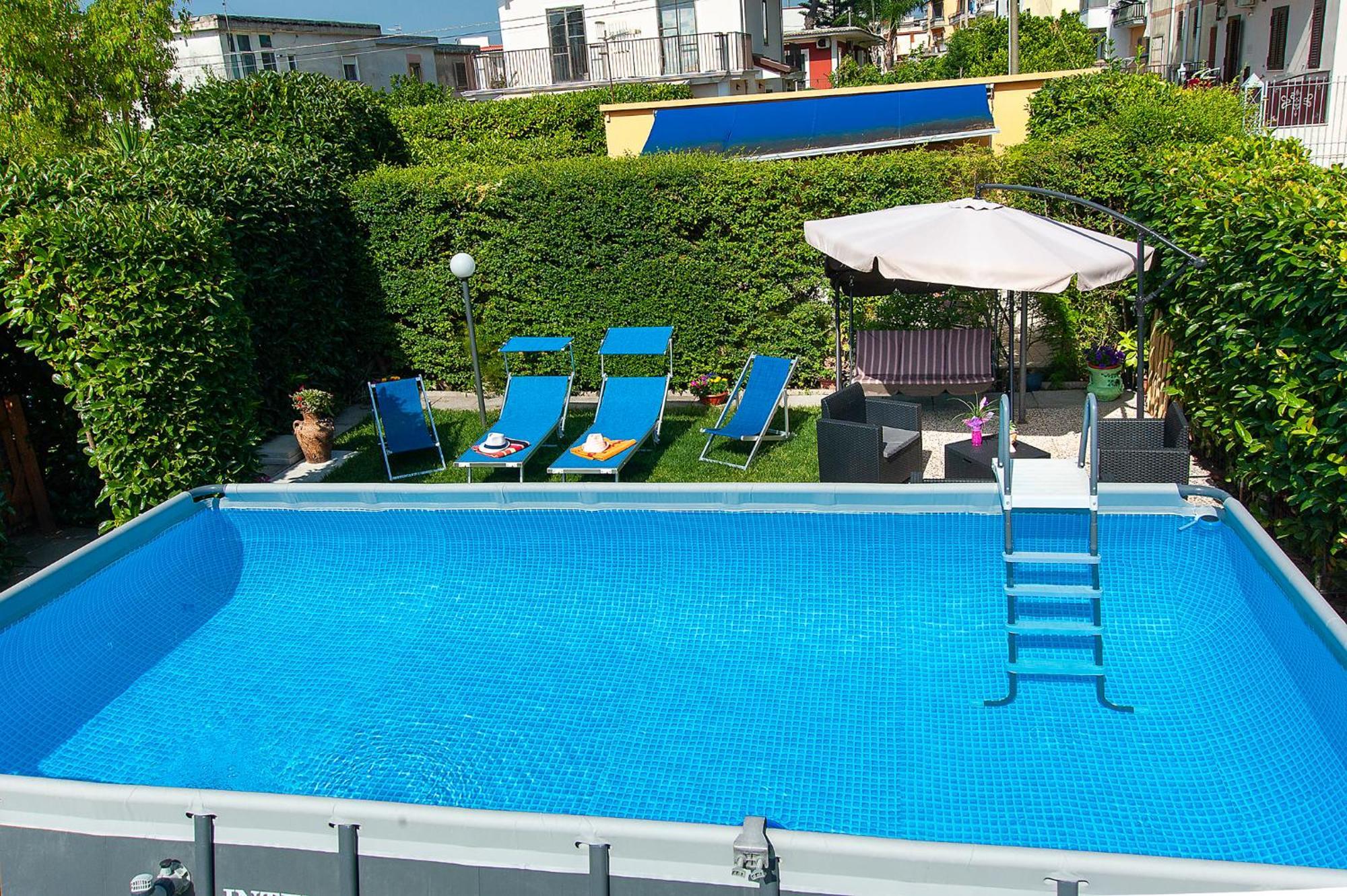 Depandance Con Piscina In Uso In Esclusivo In B&B SantʼAntonio Abate Kültér fotó